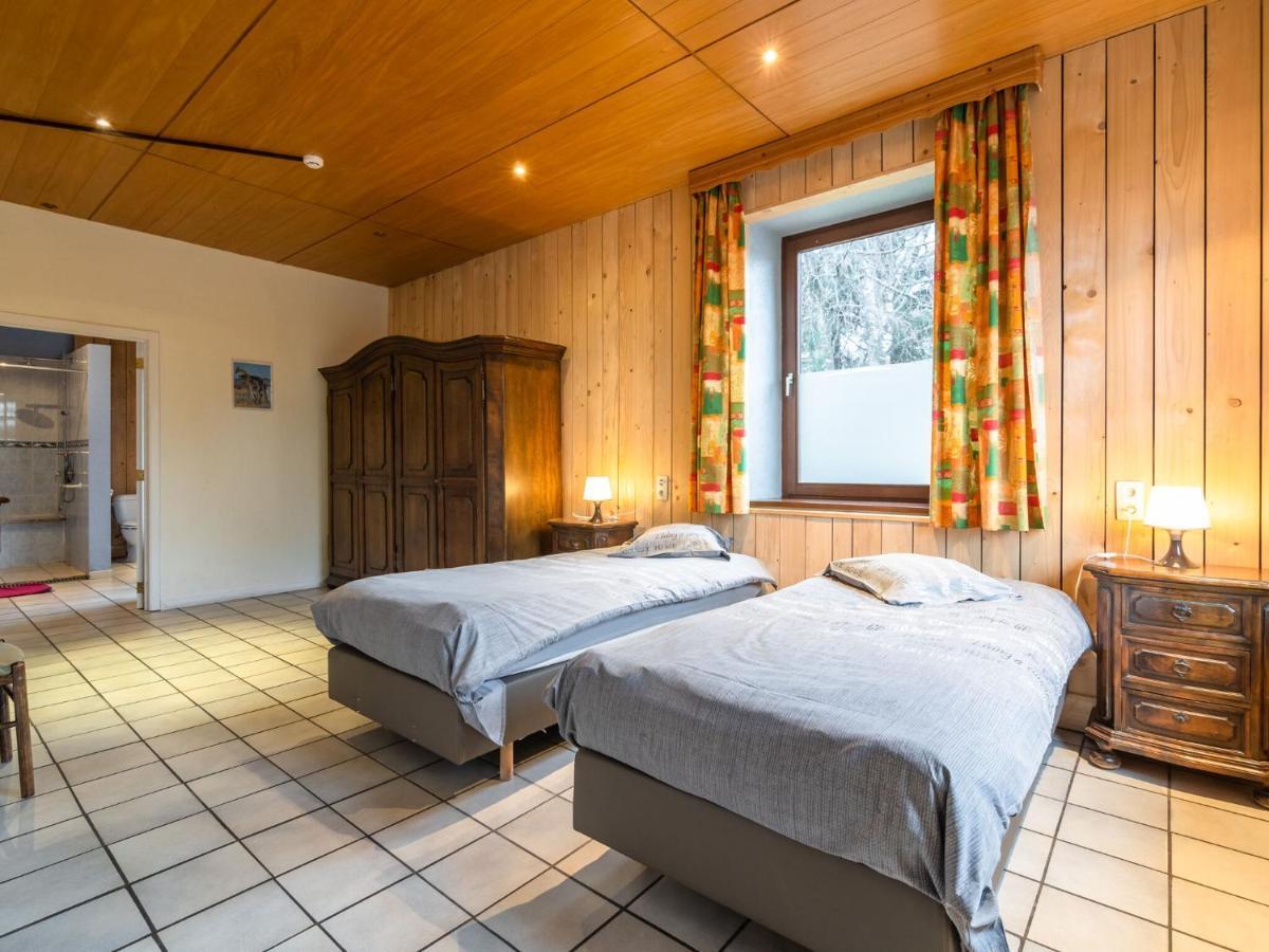 Modern Holiday Home In Sourbrodt With Private Pool Вем Екстериор снимка