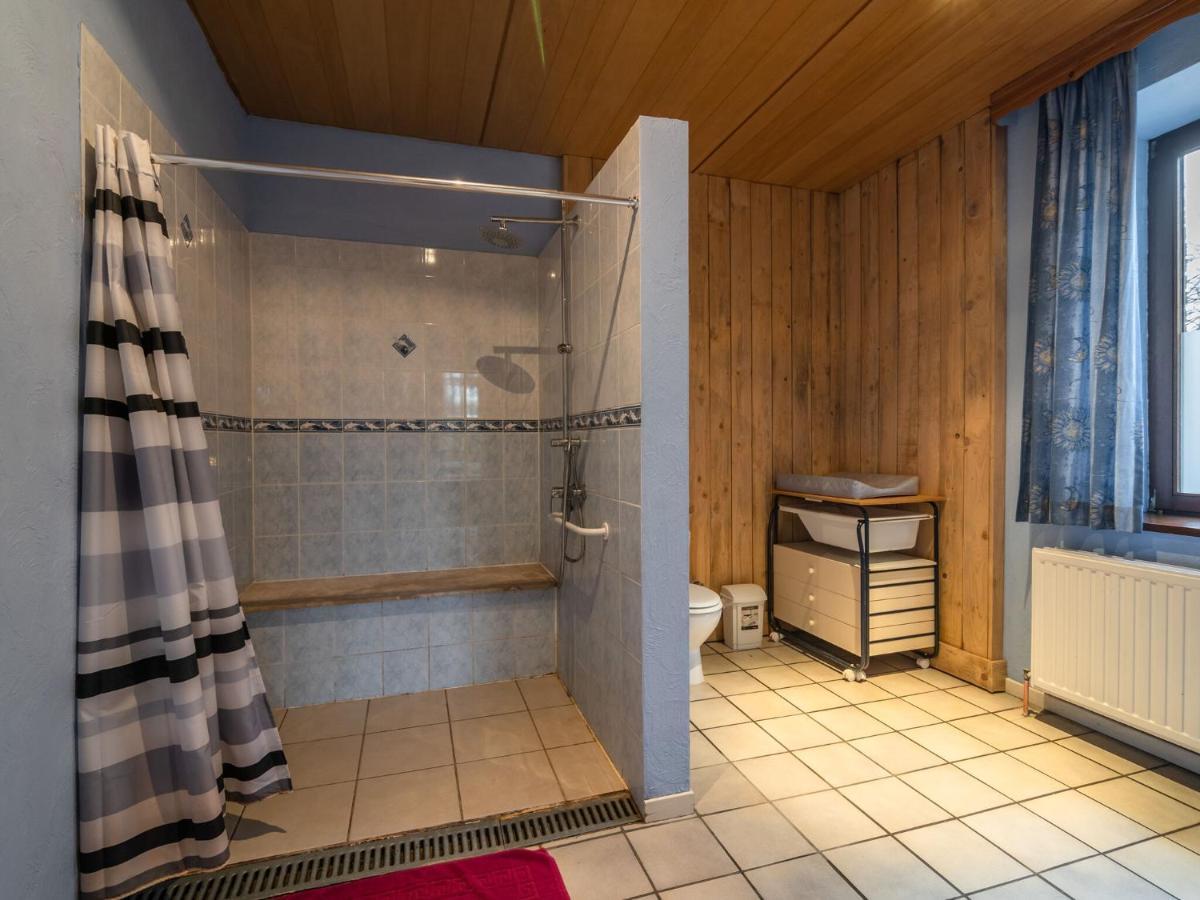 Modern Holiday Home In Sourbrodt With Private Pool Вем Екстериор снимка