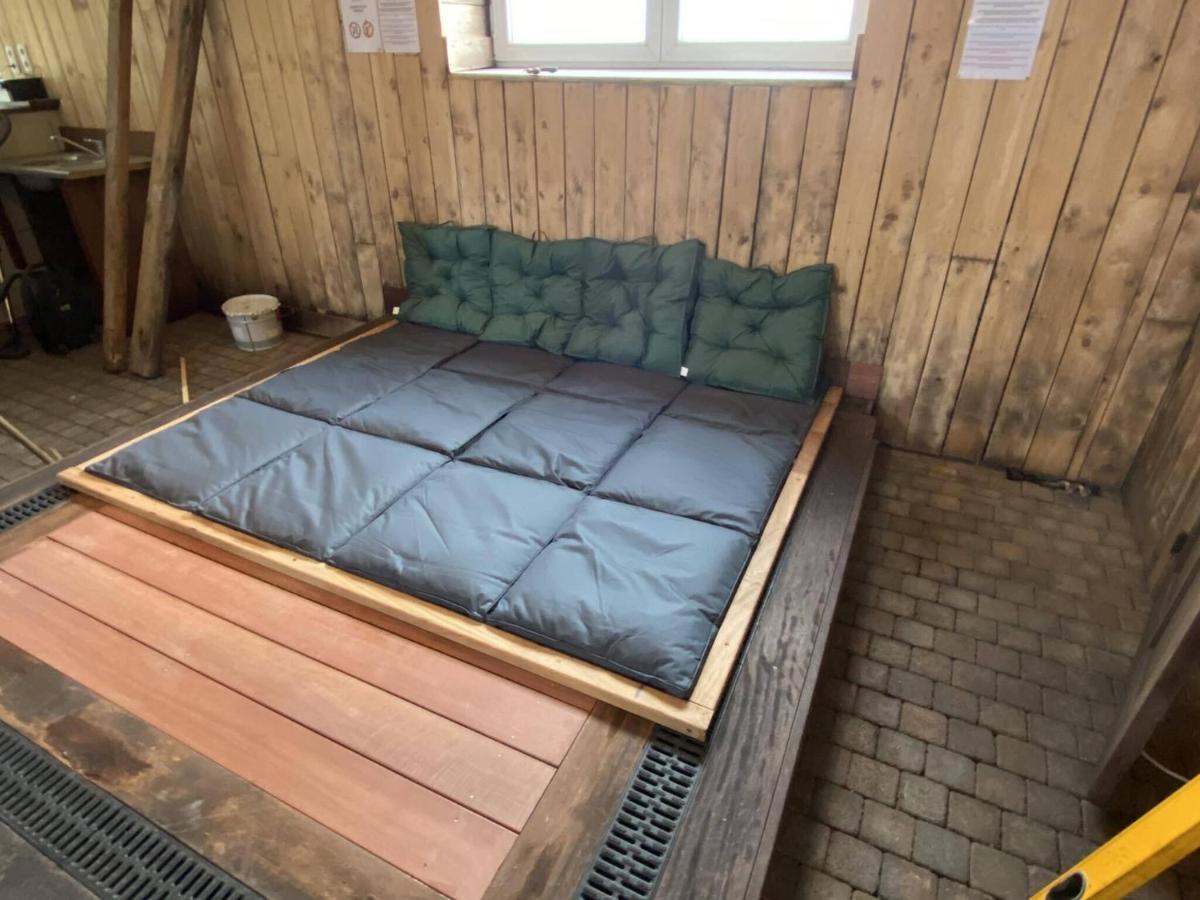 Modern Holiday Home In Sourbrodt With Private Pool Вем Екстериор снимка